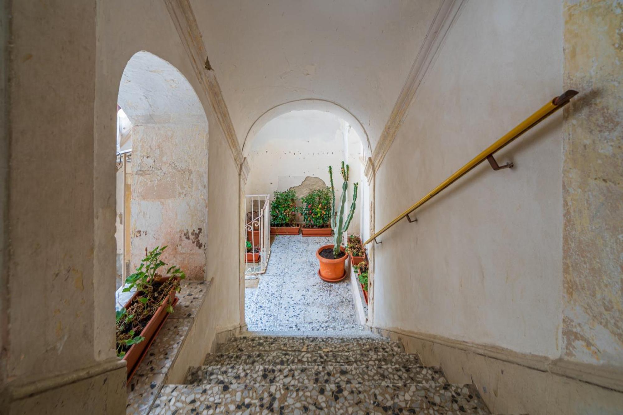 Hotiday Room Collection - Ortigia Opera Syracuse Exteriér fotografie